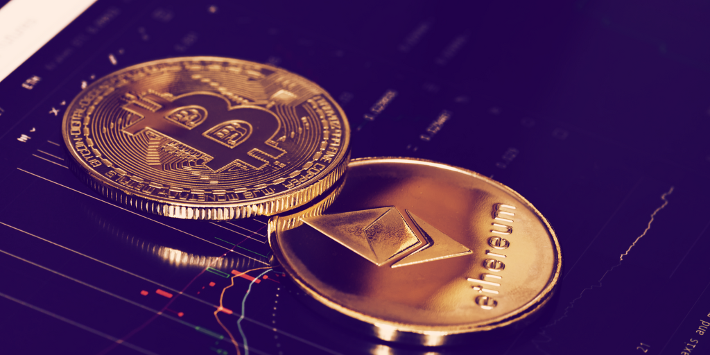 Bitcoin, Ethereum giảm 5% sau sự kiện Evergrande vỡ nợ