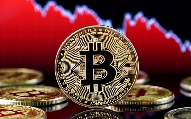 Bitcoin giảm xuống mức thấp nhất trong 10 ngày, thị trường chìm trong màu đỏ