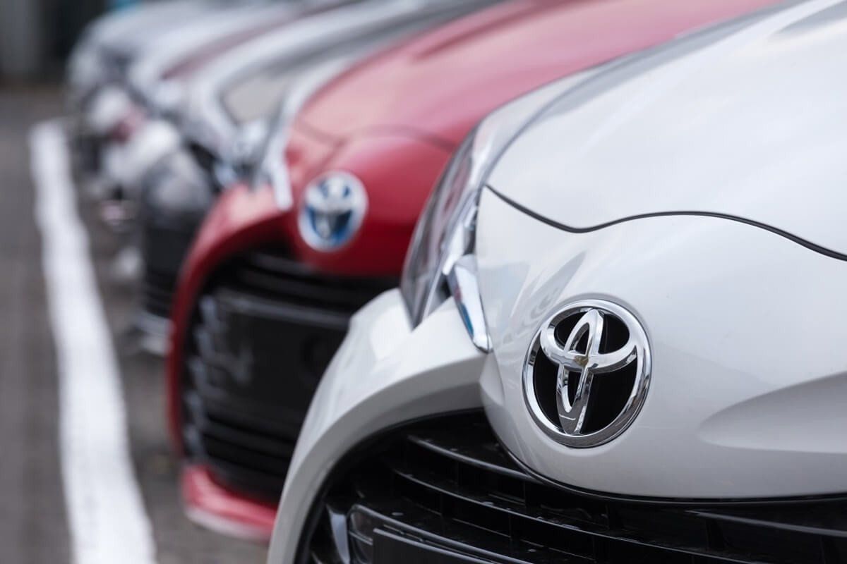 Các nhà sản xuất ô tô Nhật Bản Toyota và Nissan tiết lộ các kế hoạch Metaverse