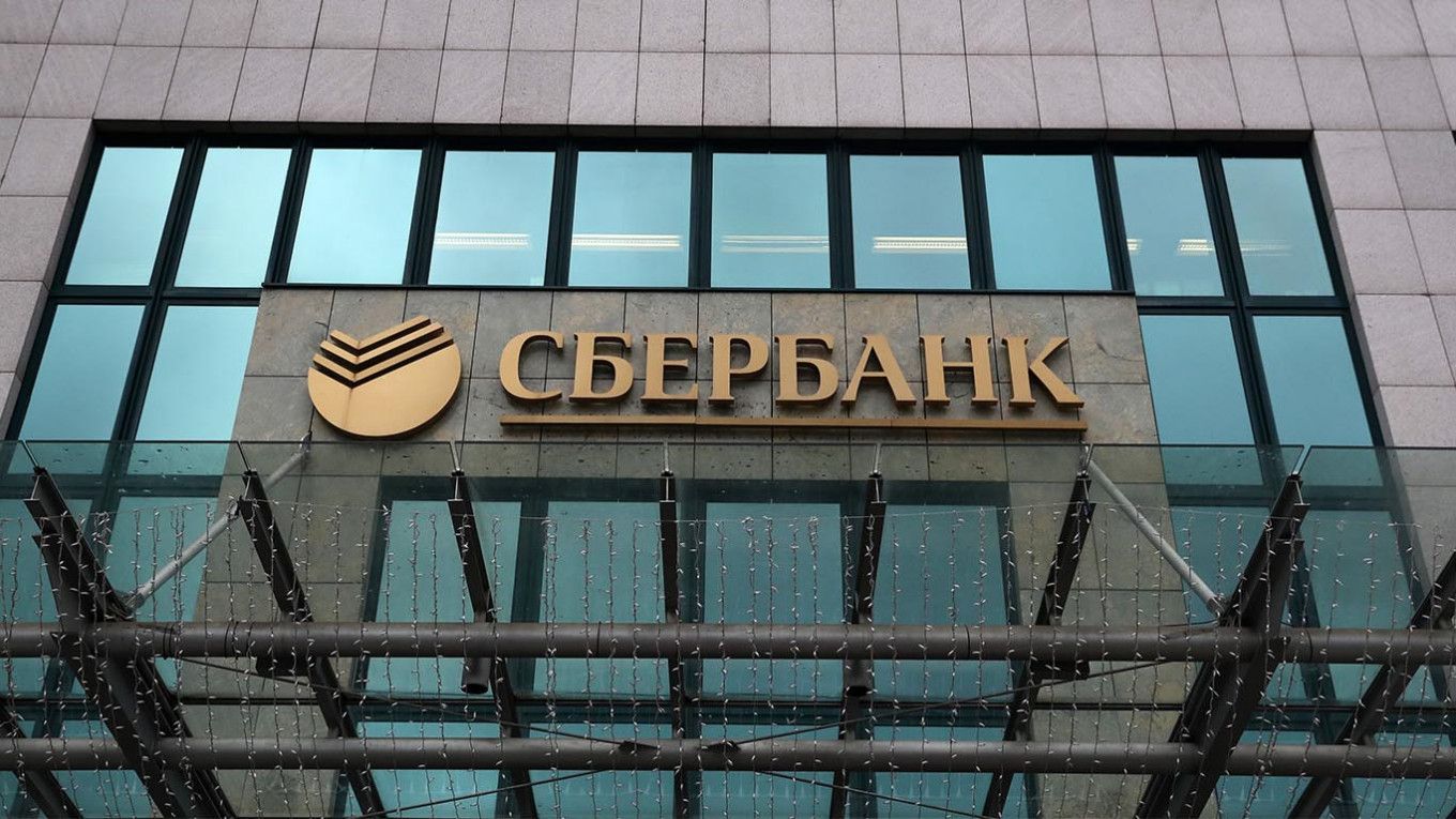 Ngân hàng Nga muốn cấm các thợ đào bán tiền điện tử cho người Nga