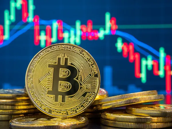 Bitcoin đạt 37.5 nghìn USD, cổ phiếu bù lại khoản lỗ trước tuyên bố FOMC hôm thứ Tư