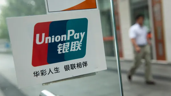 Nga sử dụng UnionPay của Trung Quốc sau khi bị cấm cửa